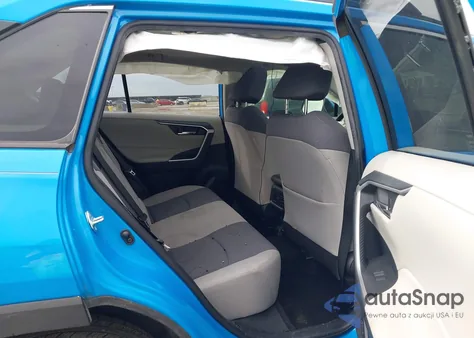 2019 Toyota Rav4 Xle z USA, uszkodzony, nr VIN JTMW1RFV2KJ014168